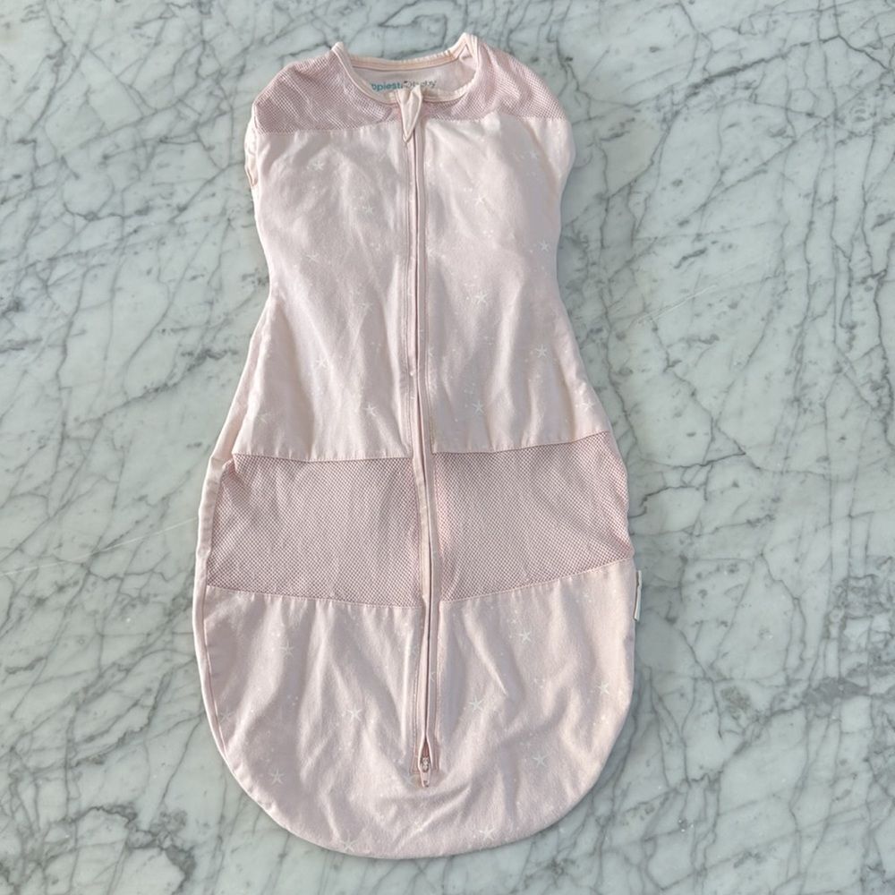 Happiest Baby Sleepea 5-Second Swaddle 100% Organic Cotton Swaddle Size Large